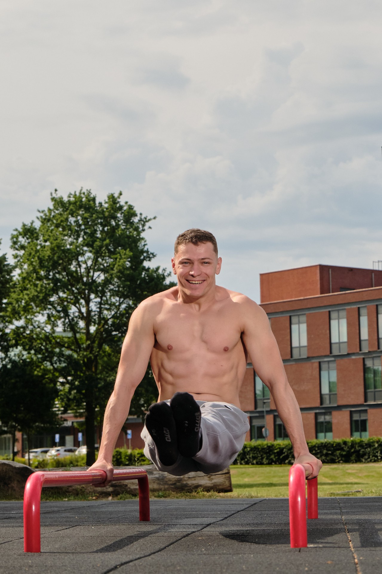 Calisthenics or the gym – which should you choose?